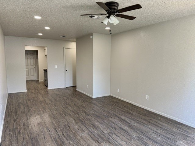 335 41st St Ne #337 - Photo 5 of 12