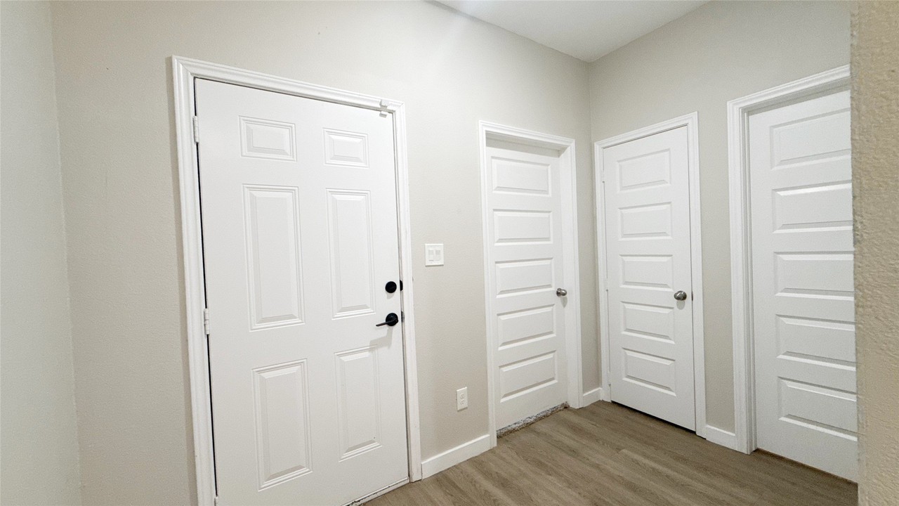 3826 Holmes St - Photo 4 of 7