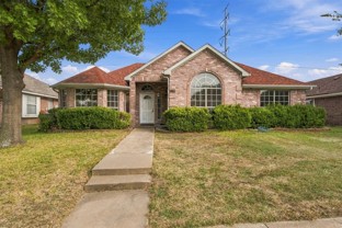 2710 Kingswood Dr - Photo 1 of 1
