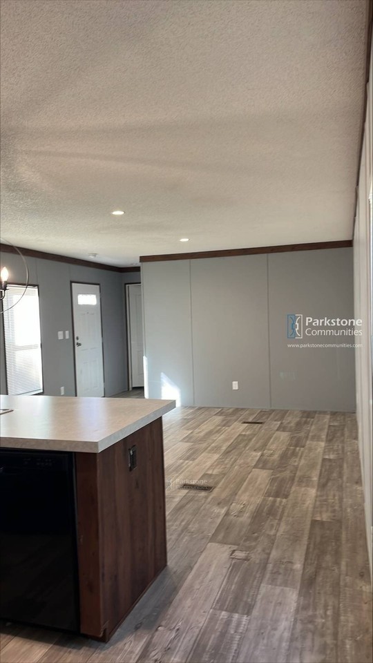3110 Victory Dr #0024 - Photo 3 of 9