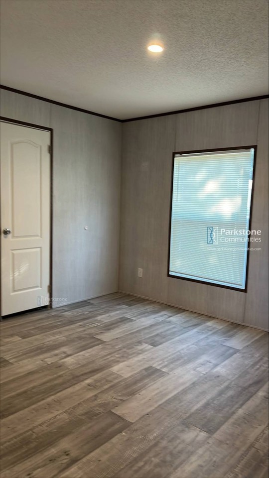 3110 Victory Dr #0024 - Photo 4 of 9