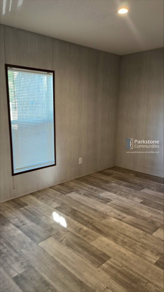 3110 Victory Dr #0024 - Photo 5 of 9