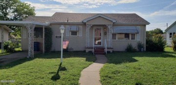 featured image of 3017 Virginia Ave