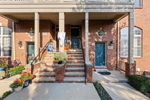 featured image of 405 Old Pine Way