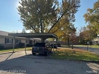 26745 Franklin Pointe Dr - Photo 3 of 13