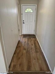 26745 Franklin Pointe Dr - Photo 4 of 13