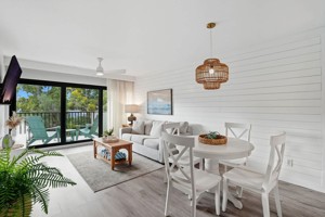 featured image of 600 Neapolitan Way