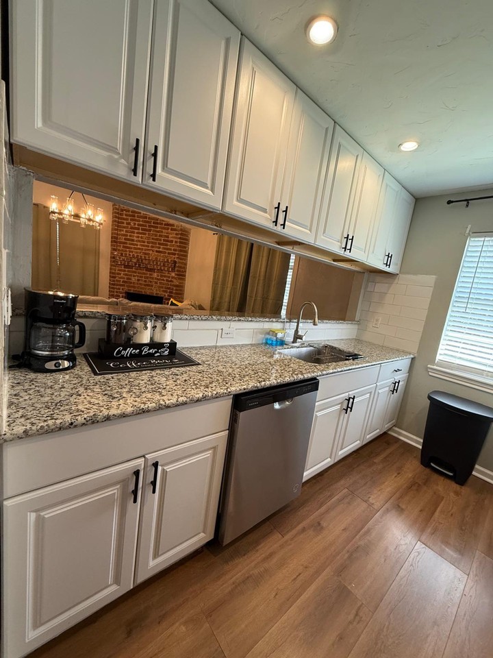 3206 Santana Dr #1620950P - Photo 6 of 21