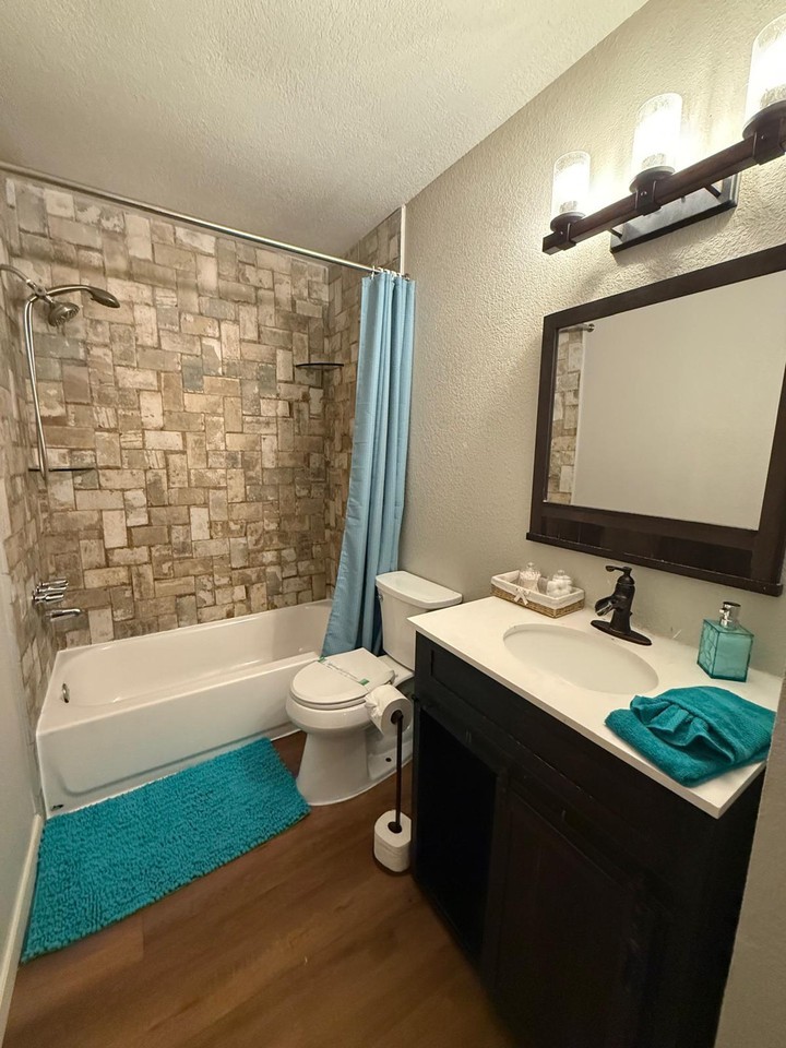 3206 Santana Dr #1620950P - Photo 7 of 21