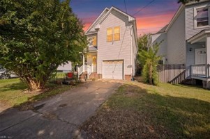 featured image of 304 W 28th St