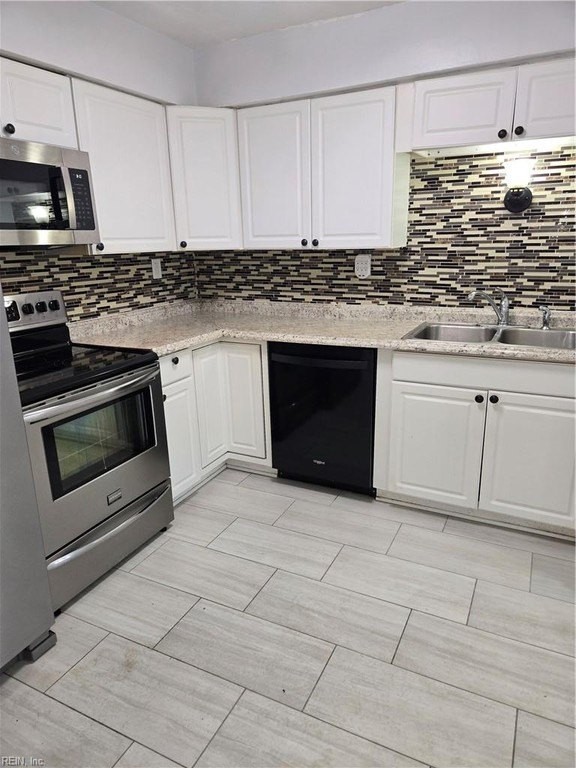 6935 Bonnot Dr - Photo 3 of 22