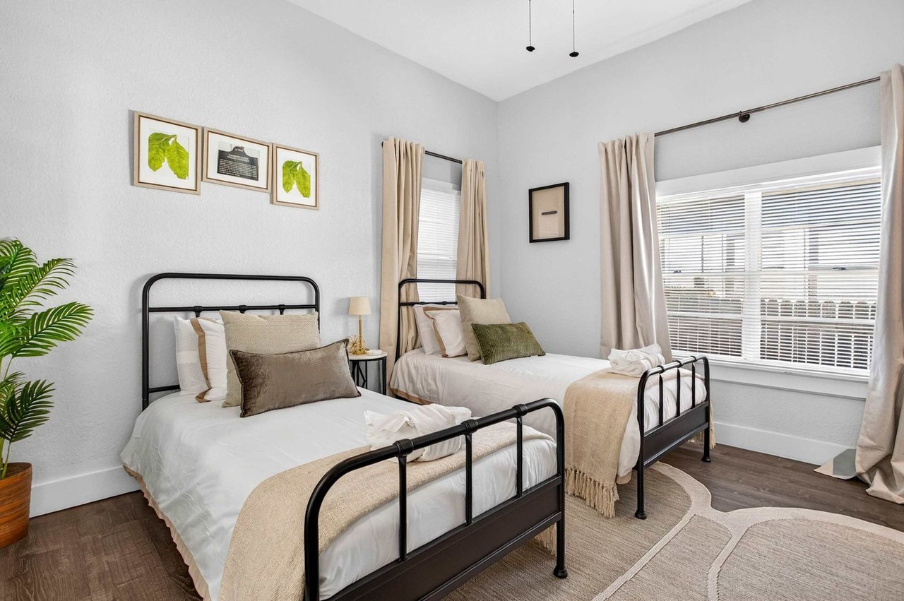 1310 E 19th Ave #1698042P - Photo 7 of 49