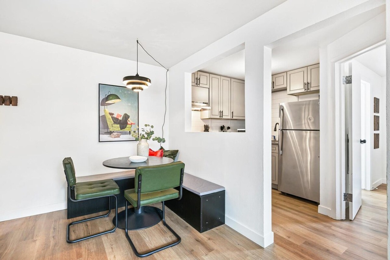 212 W Ellsworth Ave #1635879P - Photo 3 of 26