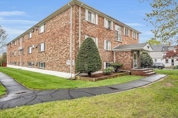 52 Purchase Street #C2 - Photo 2 of 12