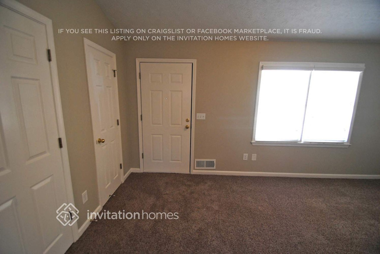 2720 Pine Log Way - Photo 2 of 13
