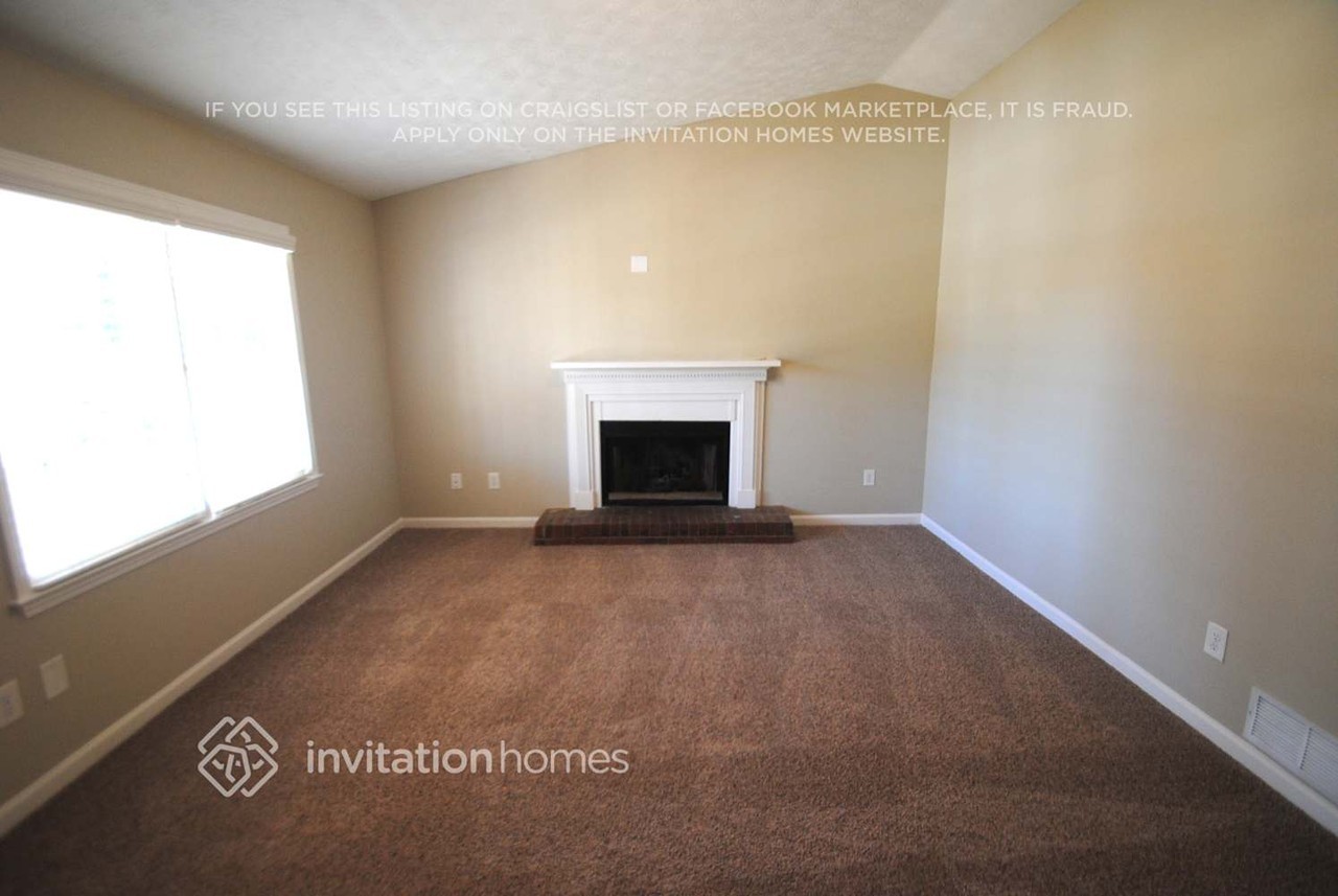 2720 Pine Log Way - Photo 3 of 13