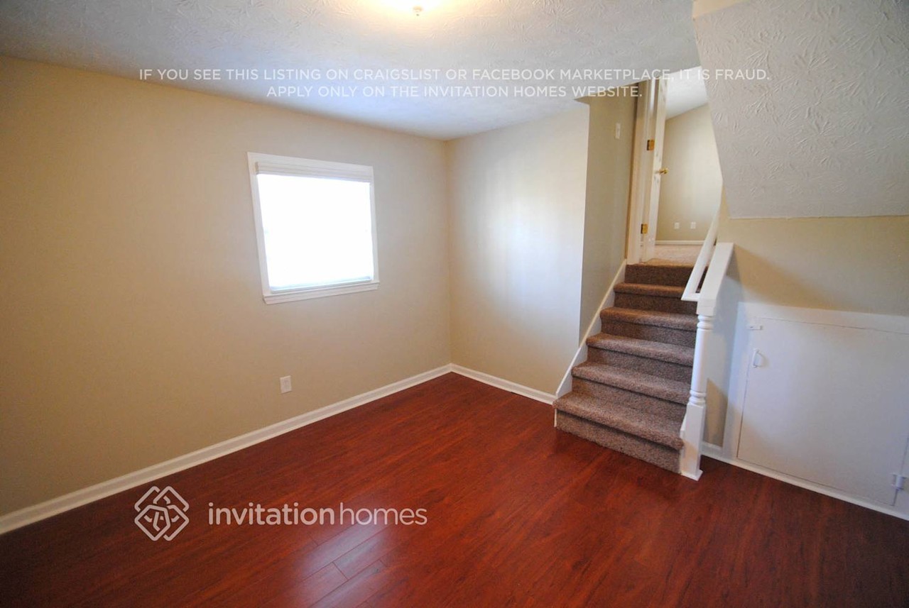 2720 Pine Log Way - Photo 4 of 13