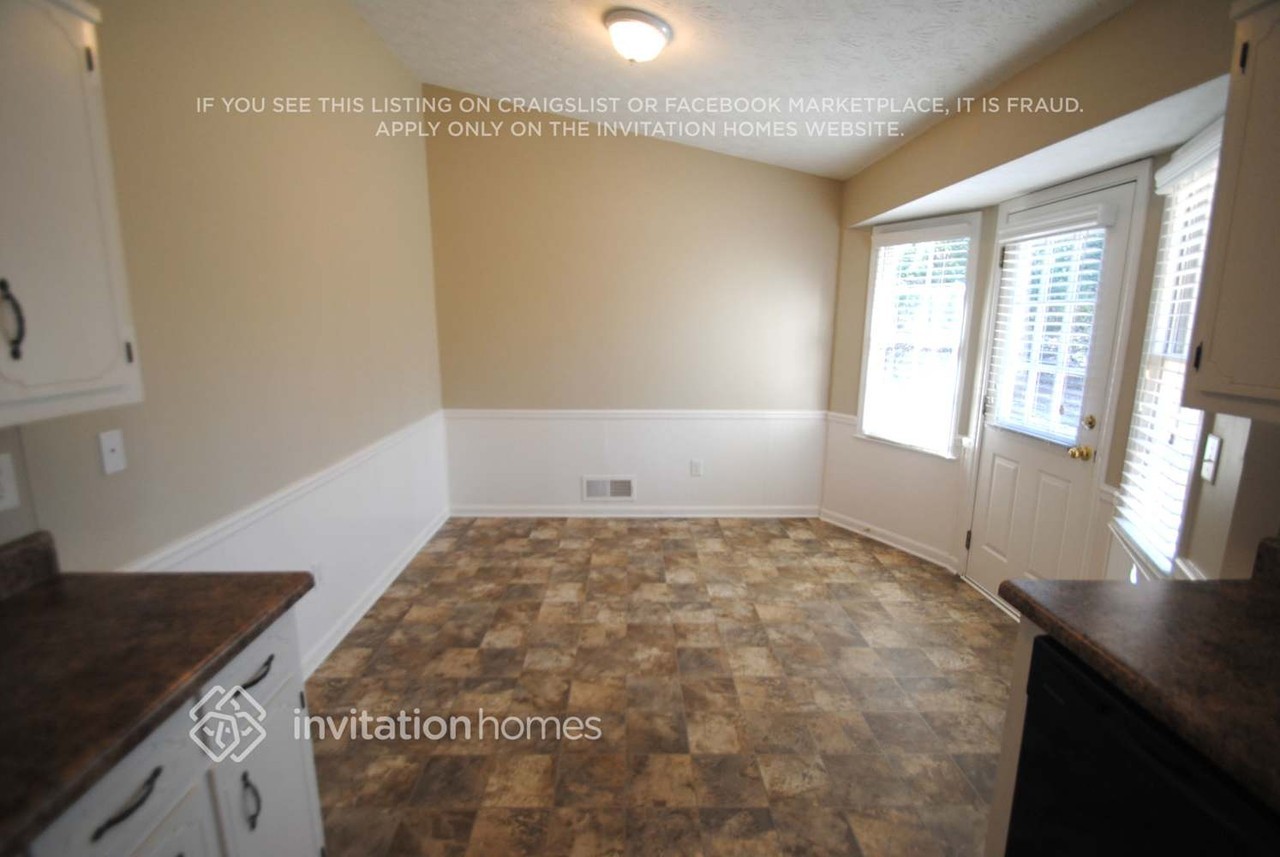 2720 Pine Log Way - Photo 7 of 13