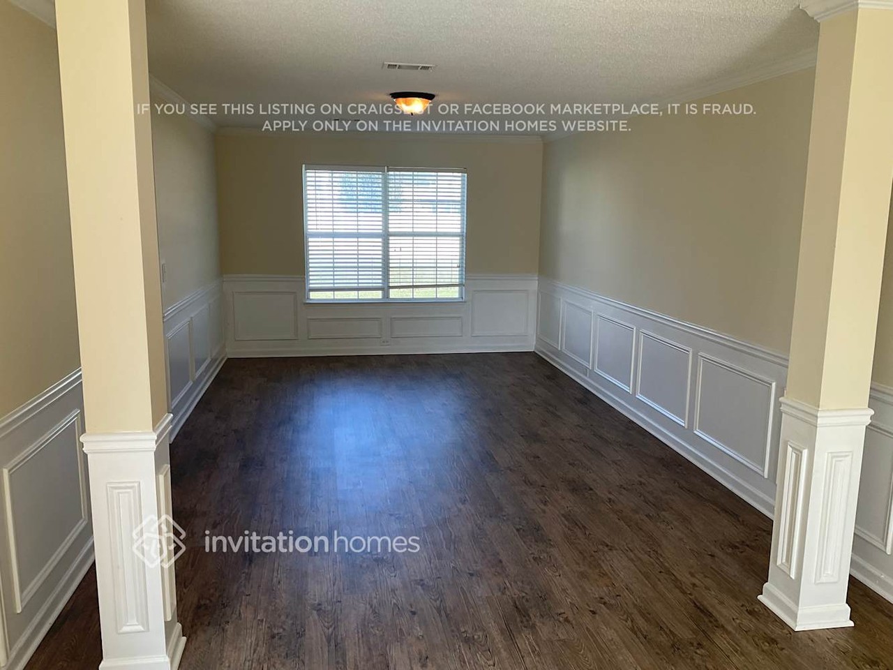 460 Silver Willow Walk - Photo 4 of 14