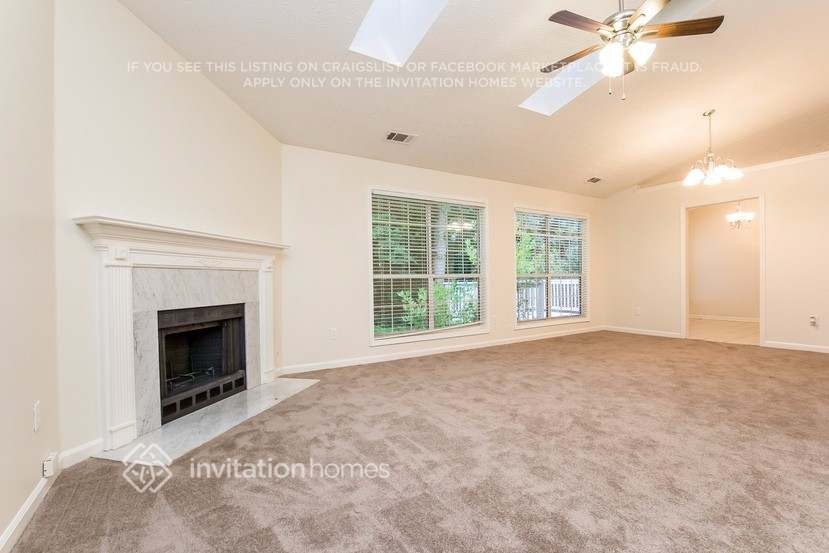 2944 Arendel Dr - Photo 4 of 18