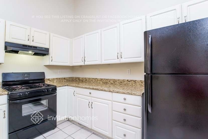 2944 Arendel Dr - Photo 6 of 18