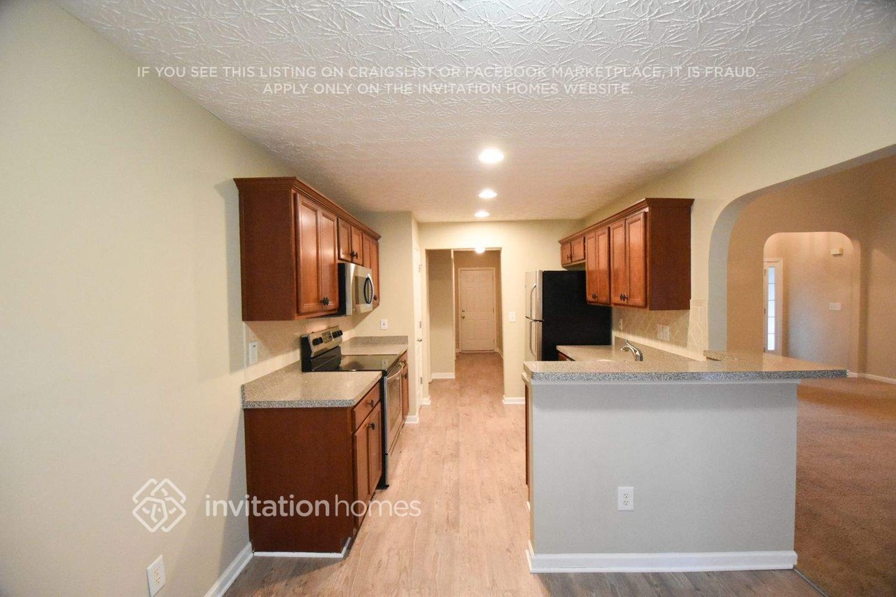 135 Rivercrest Ln - Photo 3 of 9