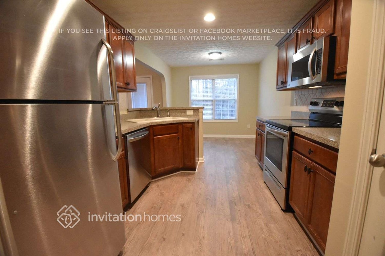 135 Rivercrest Ln - Photo 4 of 9