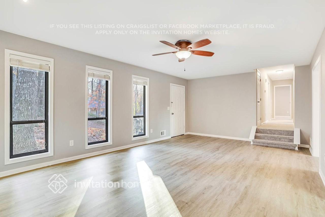 2978 Forest Chase Ter Ne - Photo 3 of 27