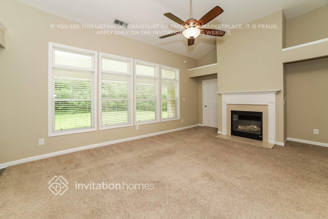 1019 Harvest Brook Dr - Photo 5 of 21