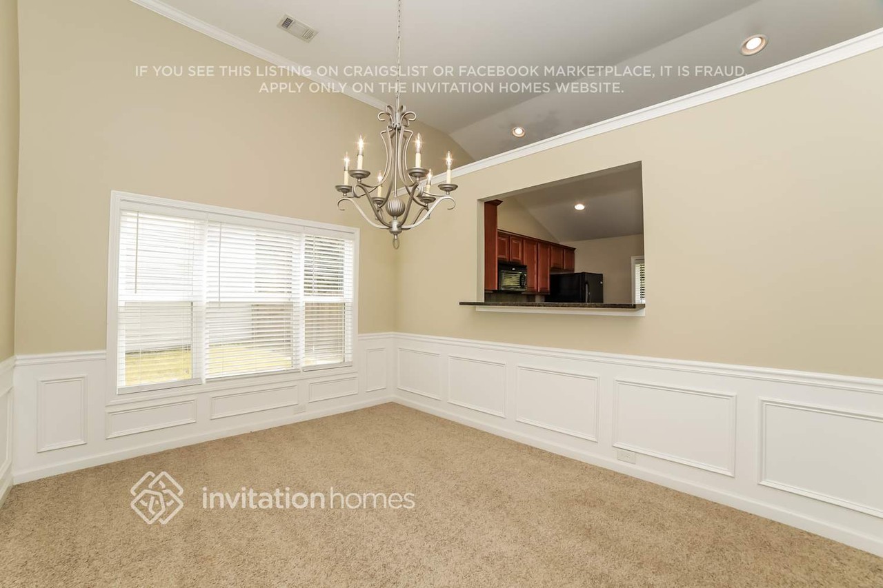 1019 Harvest Brook Dr - Photo 7 of 21