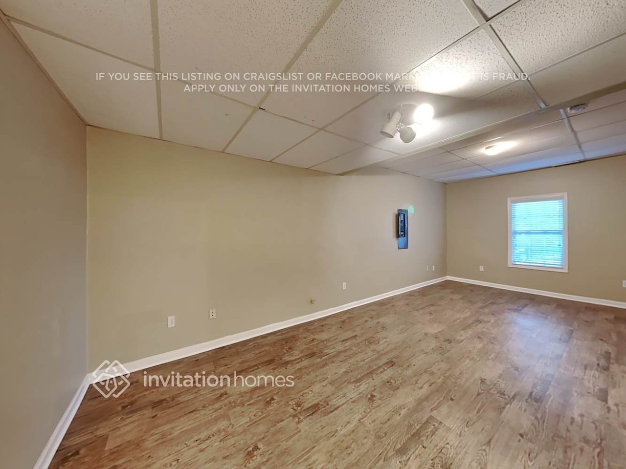 174 N Beckman Ct - Photo 5 of 17