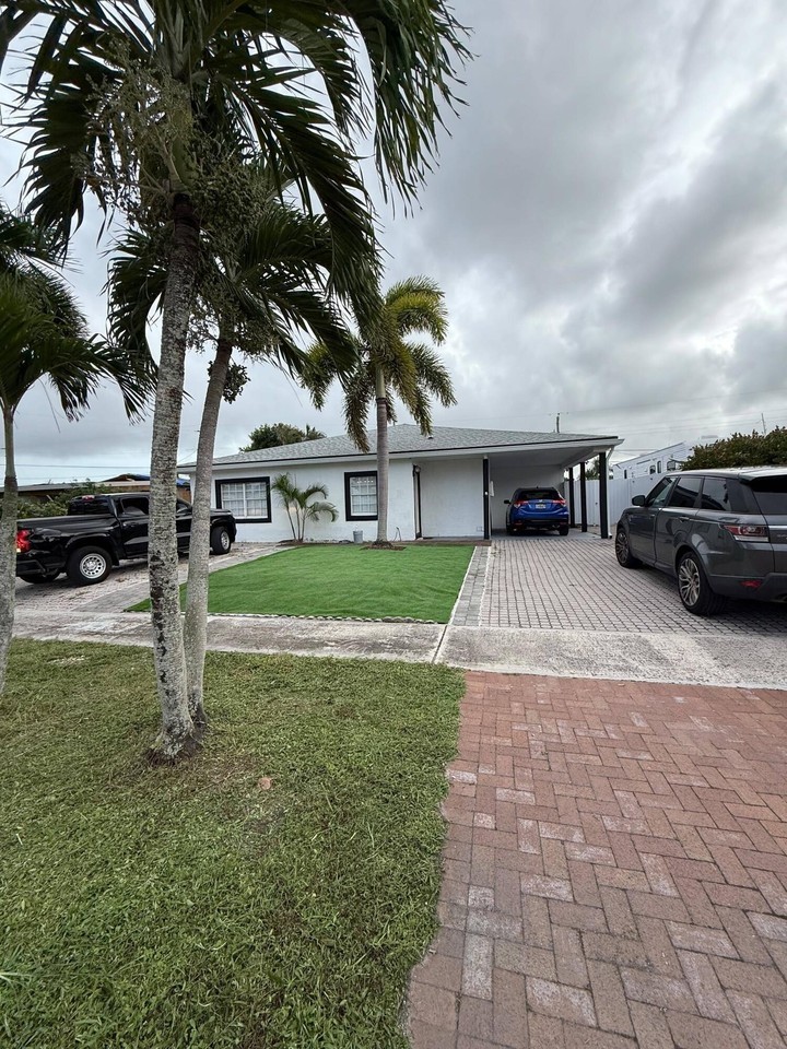 5686 Elder Dr - Photo 2 of 20