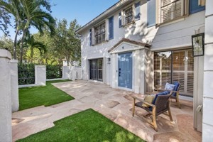 featured image of 350 Prestwick Circle #4