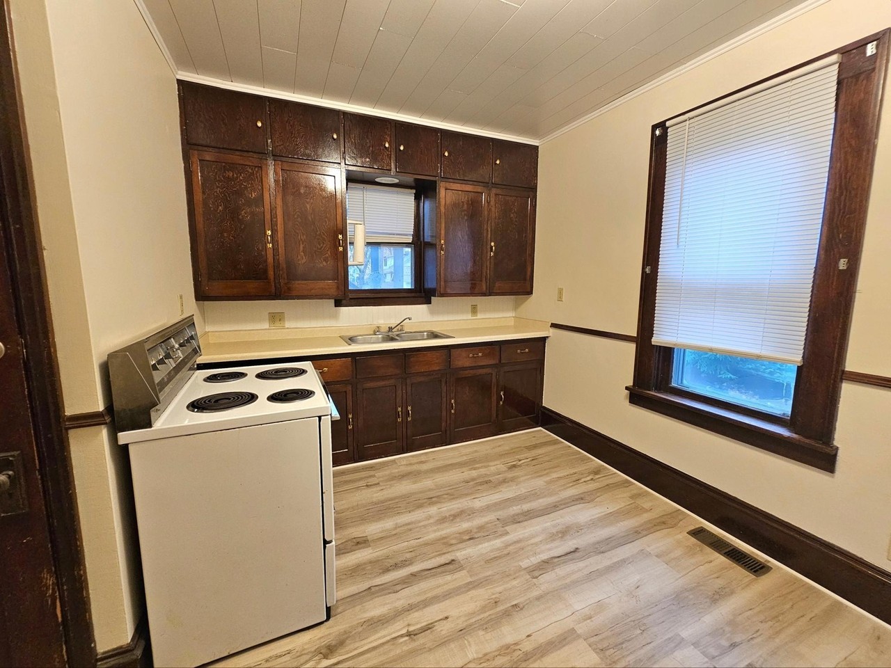 532 Jefferson St Se #1 - Photo 5 of 17