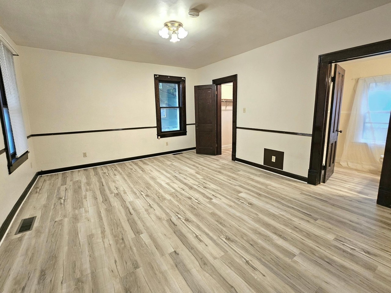 532 Jefferson St Se #1 - Photo 7 of 17
