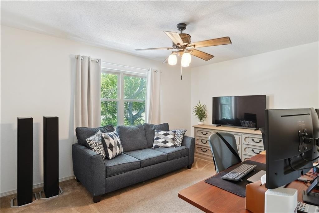 3 Sylvaner Dr - Photo 6 of 16