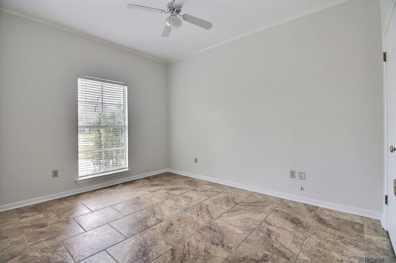 18615 Garden Oaks Dr - Photo 6 of 32