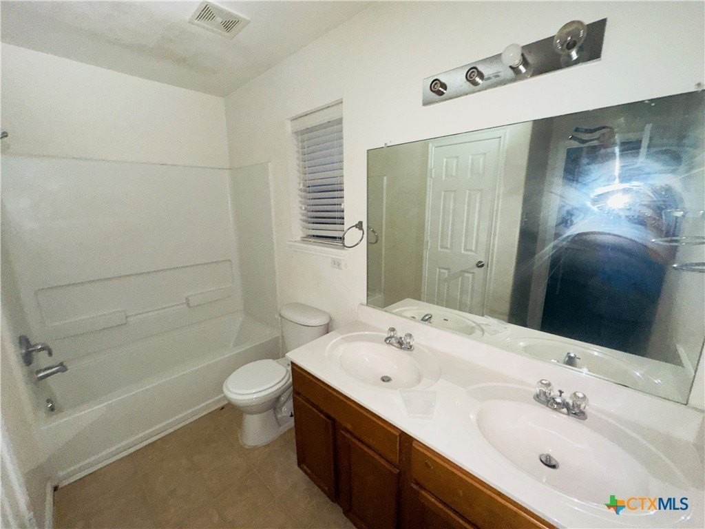 4509 Auburn Dr - Photo 3 of 8