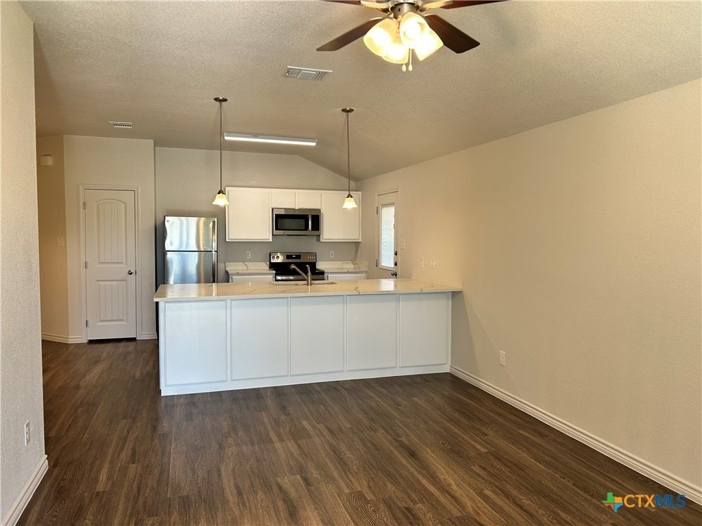 114 Dolphin Dr #A - Photo 2 of 13