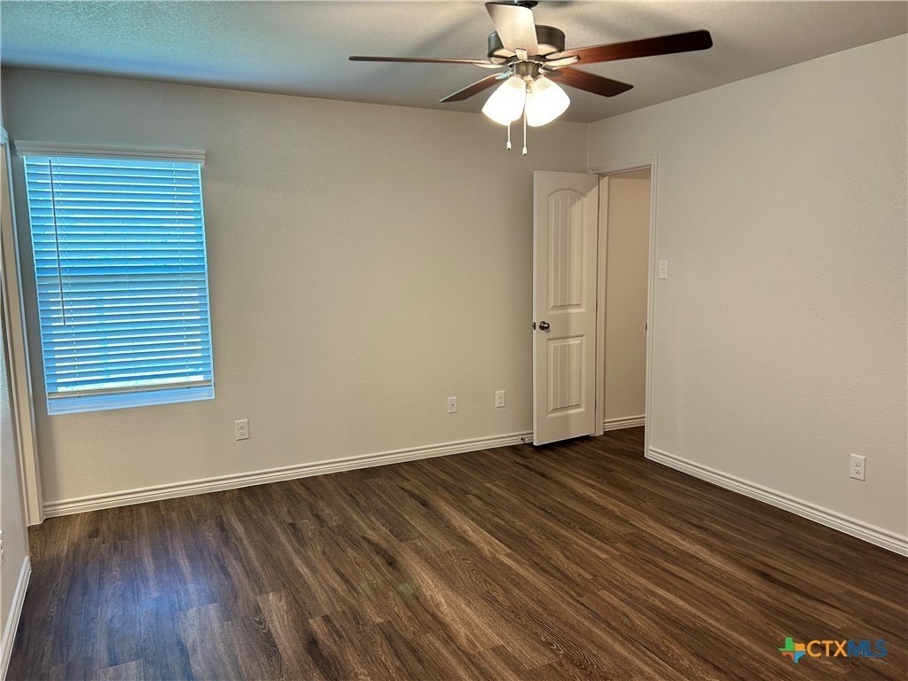 114 Dolphin Dr #A - Photo 6 of 13