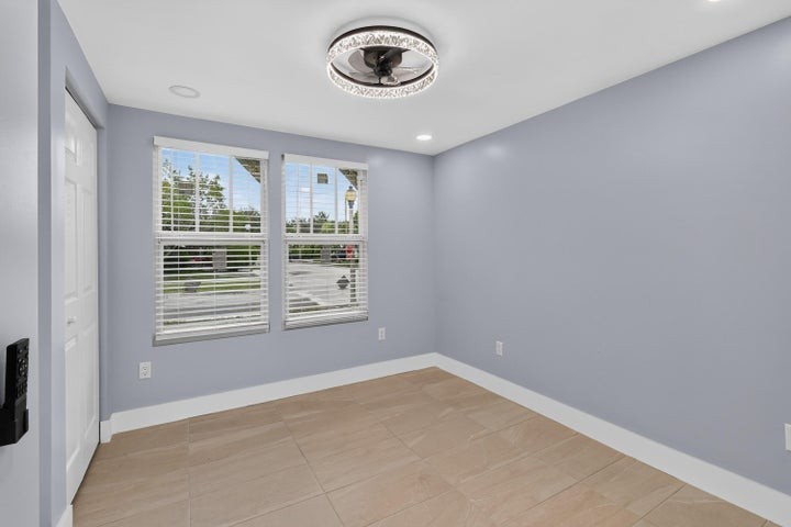 500 54th Street - Photo 3 of 10