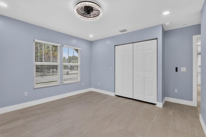 500 54th Street - Photo 6 of 10