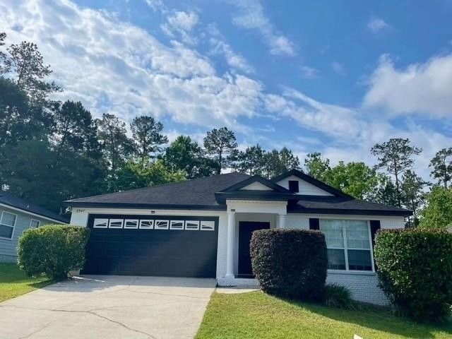 2947 Glen Ives Dr - Photo 2 of 33