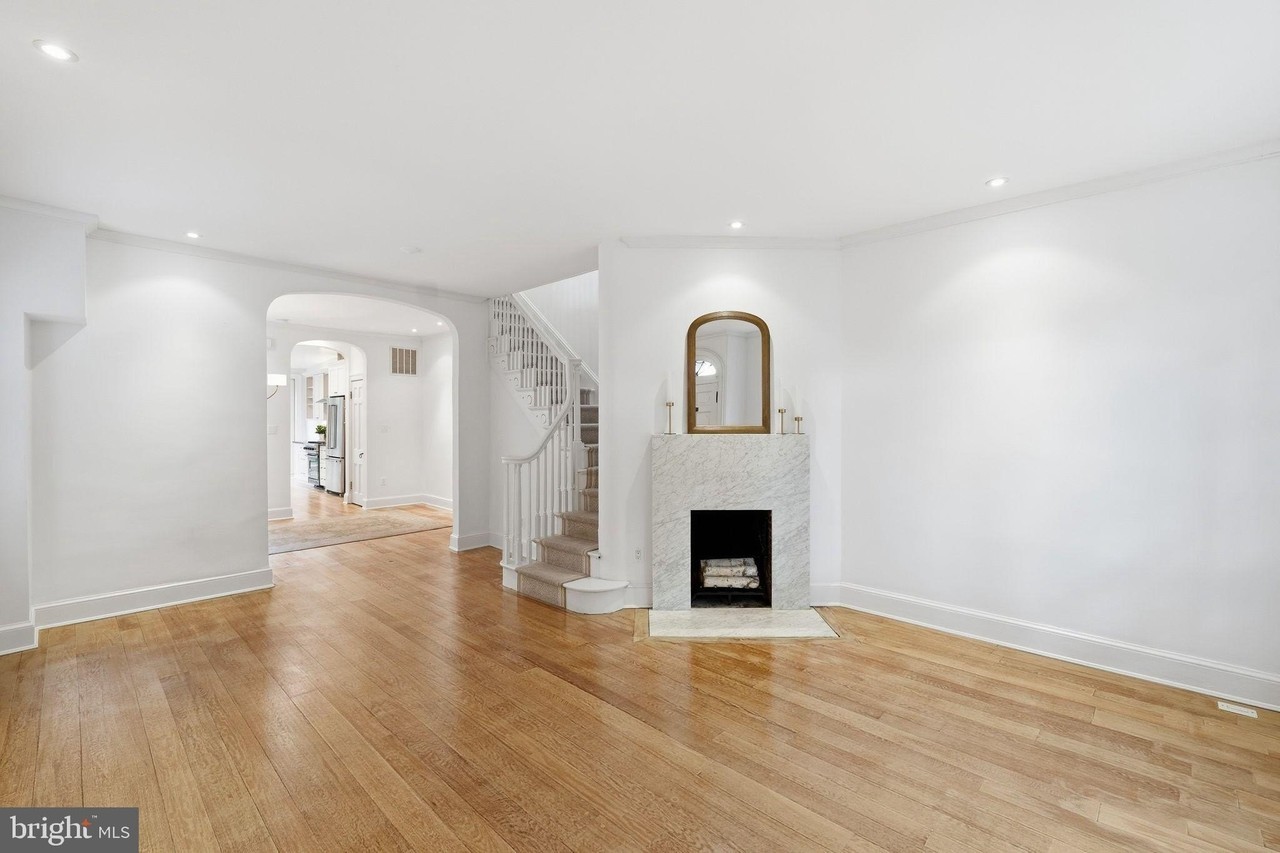 3046 P St Nw - Photo 2 of 15