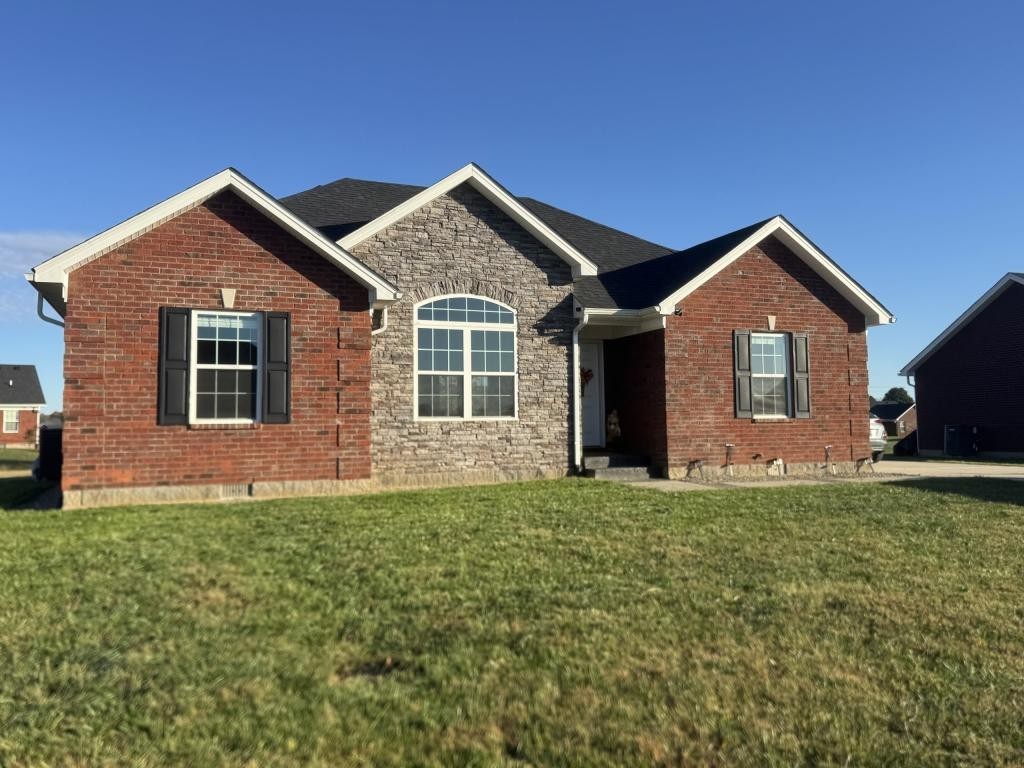 106 Amarillo Ln - Photo 2 of 26