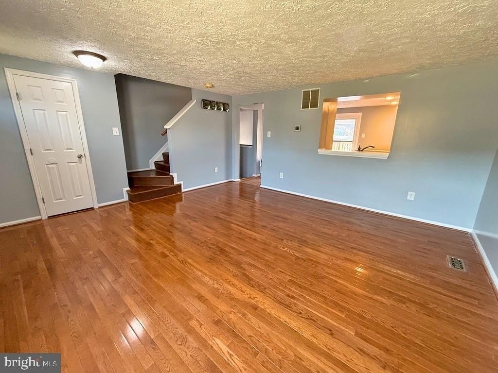 3747 Timahoe Cir - Photo 3 of 21
