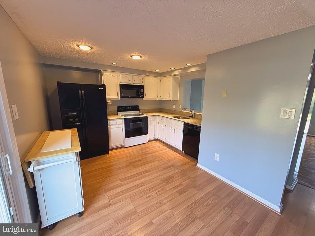 3747 Timahoe Cir - Photo 7 of 21