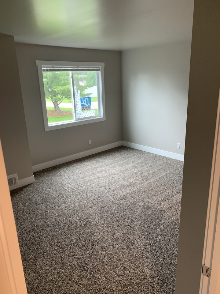 7992 Green Meadow Ct #7992 - Photo 7 of 10