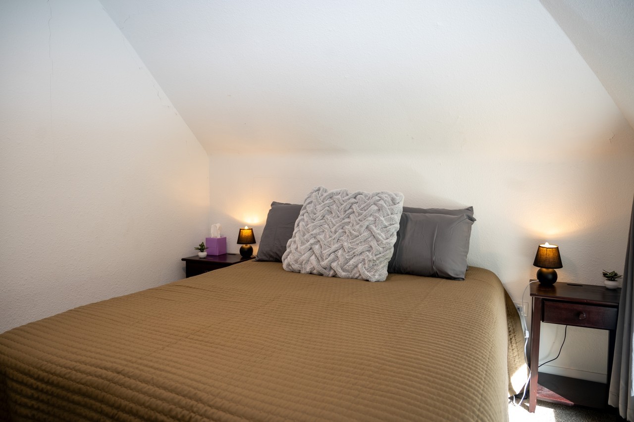 625 1st St Sw #2 - Photo 3 of 17