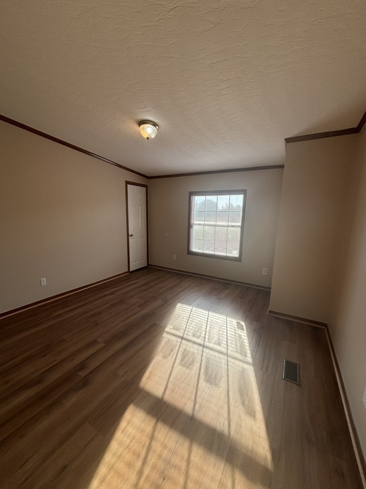 55 Greenfield Ct - Photo 4 of 31